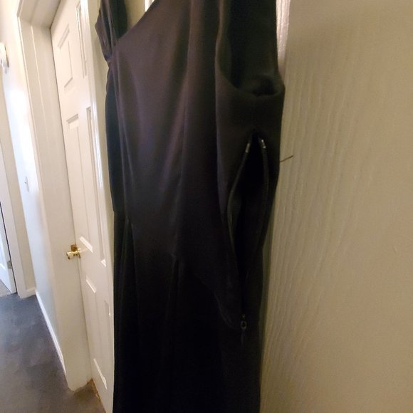 40's Style Black Dress - Picture 4 of 5